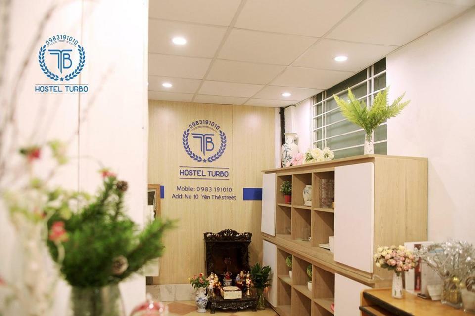 Hostel Turbo Hanoi Esterno foto